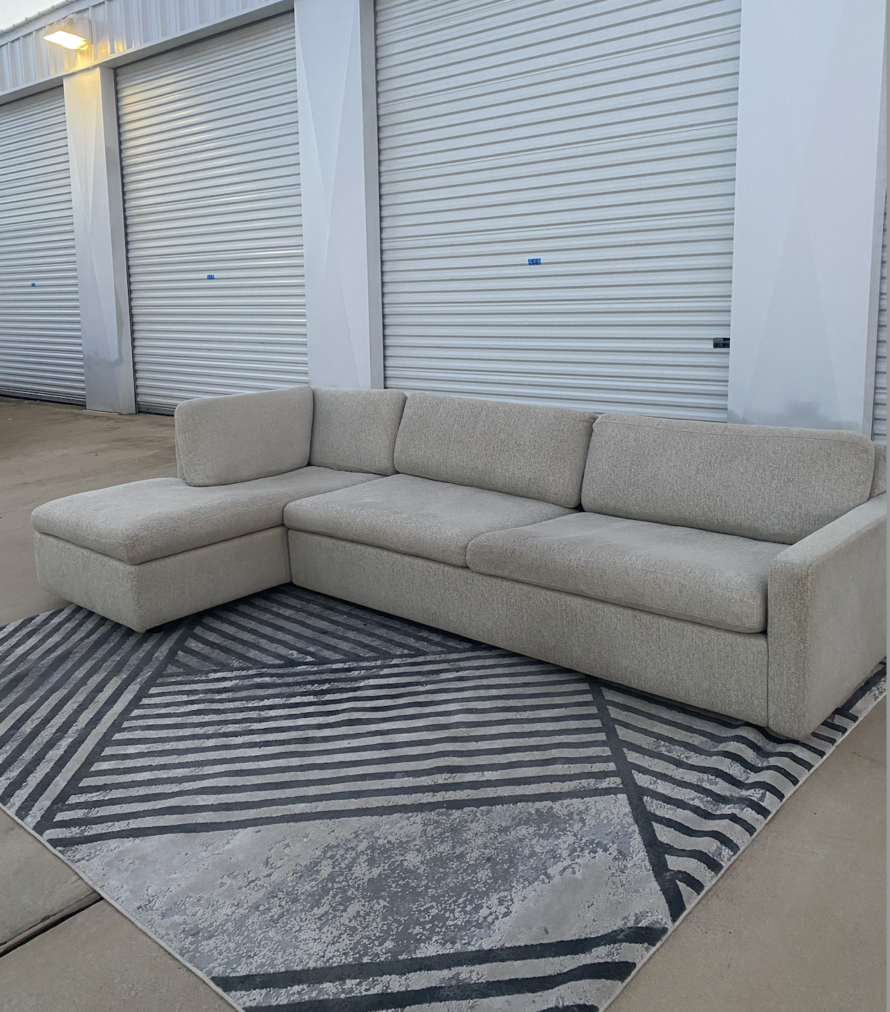 COR Modern Cream Sectional Couch & Rug