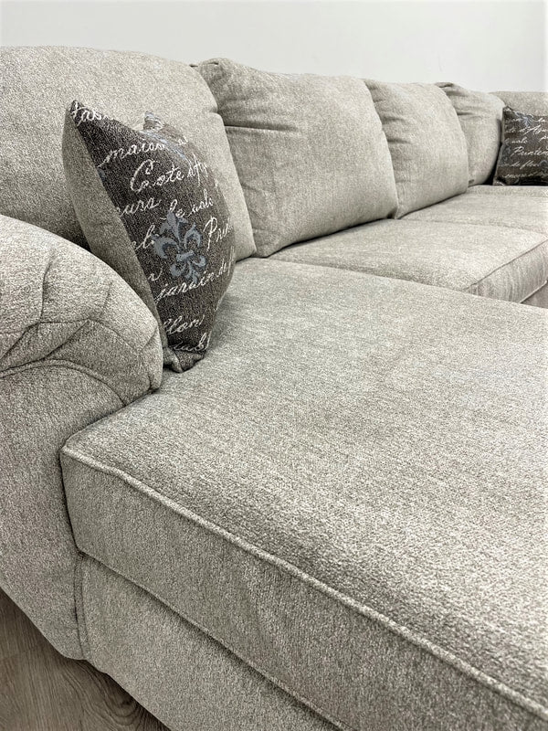 BRENTWOOD Linen Oatmeal Sectional