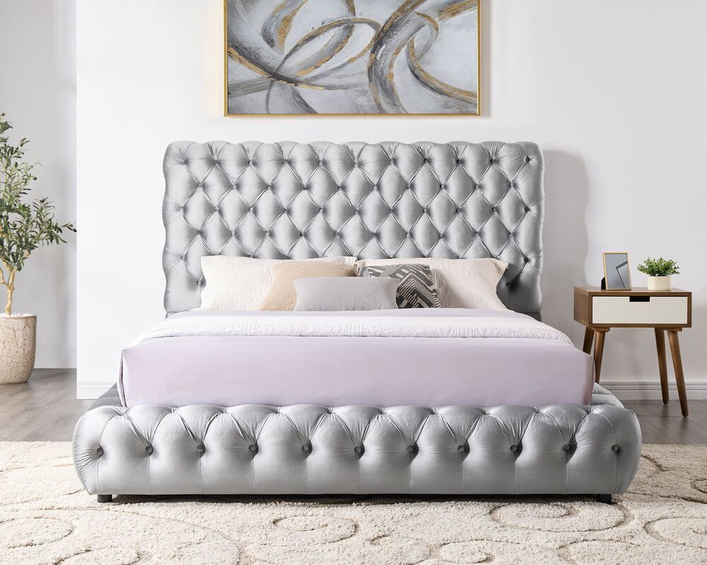 Dream Silver Velvet Platform Bed King/Queen