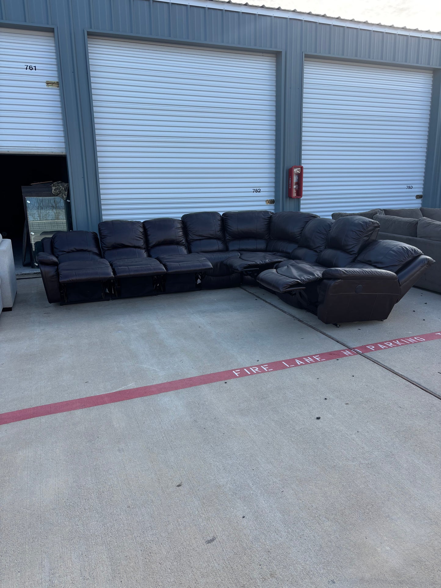 La-Z-Boy Genuine Leather Reclining Sectional Couch