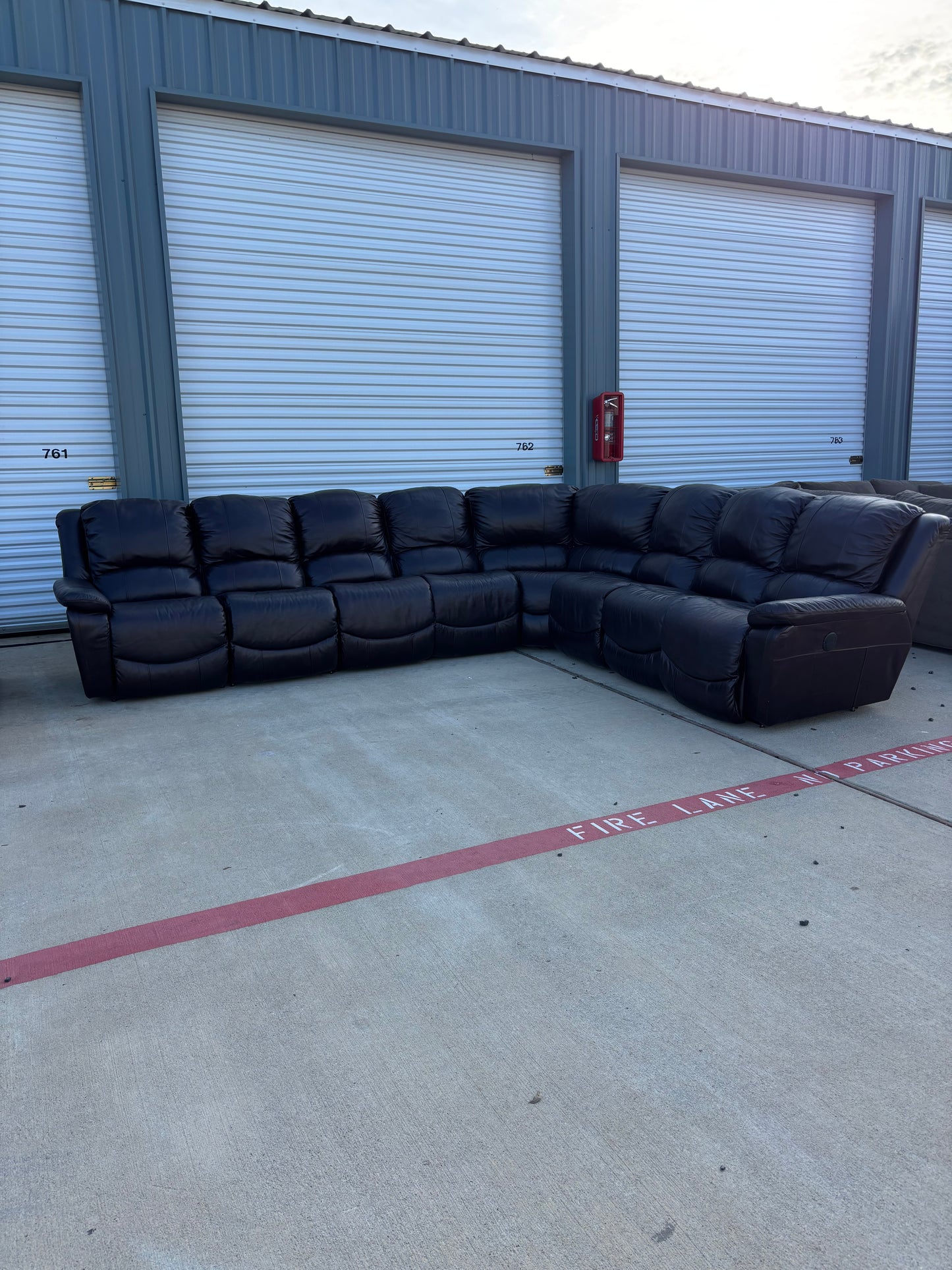 La-Z-Boy Genuine Leather Reclining Sectional Couch