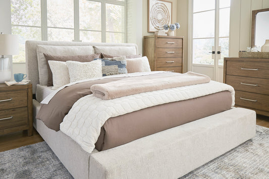 B974 Oatmeal Platform Bed King/Queen